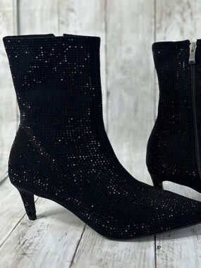 AZALEA WANG *NWOT* Nerola Black Stretchy Crystal Bootie